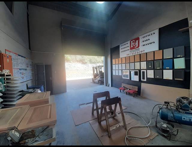 283M² WAREHOUSE TO LET IN WESTMEAD